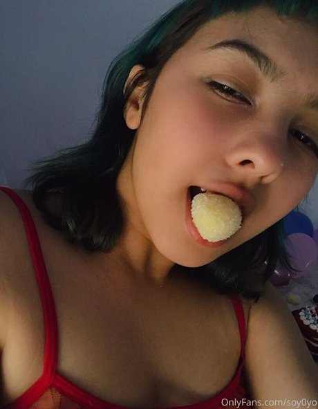 dünne rothaarige onlyfans Kunstporno Beitrag