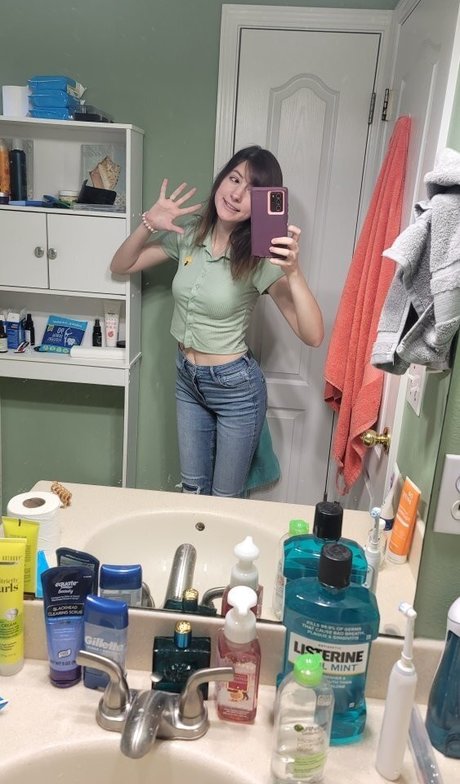 Bunimilk OnlyFans Nacktbilder geleakt