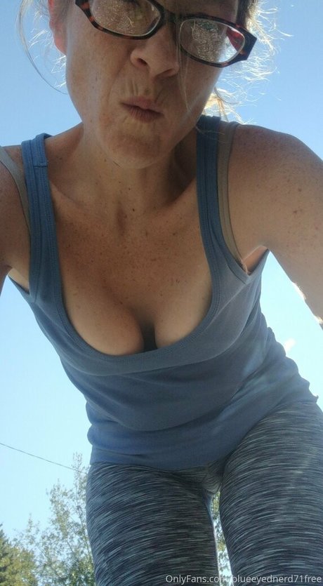 blueeyednerd71free OnlyFans Leak