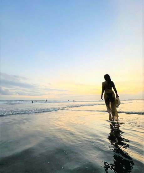 Reshmin Chowdhury OnlyFans-Leaks