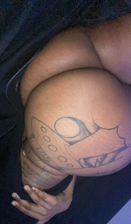 nsaneee OnlyFans Bilder