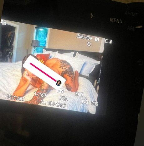 deseroses Nacktbilder von OnlyFans