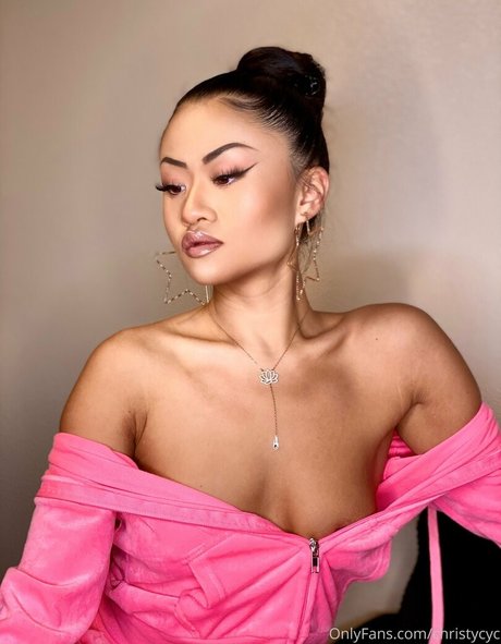 kamikolin OnlyFans Leaked