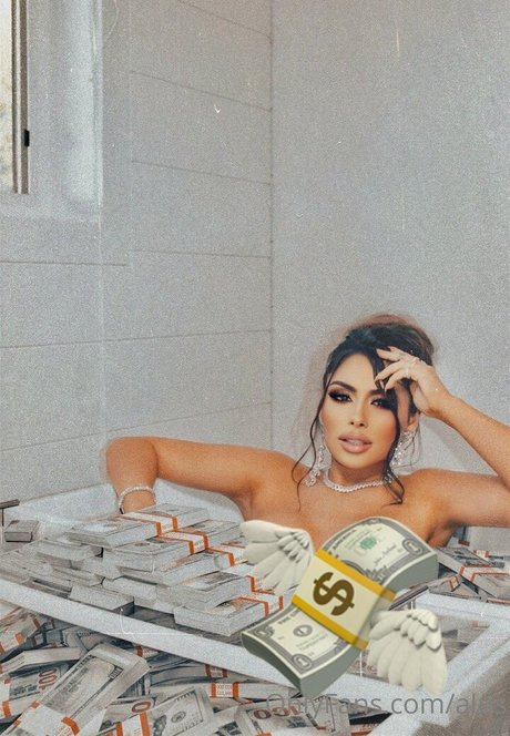 Alus OnlyFans Leaks Pornografie