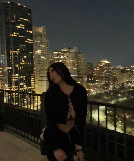 blowjob dusche onlyfans heiß nackt Momentaufnahme