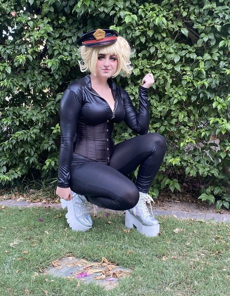 minniealiencos OnlyFans Porn