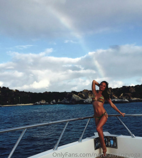 naturallivingyoga OnlyFans Nacktbilder