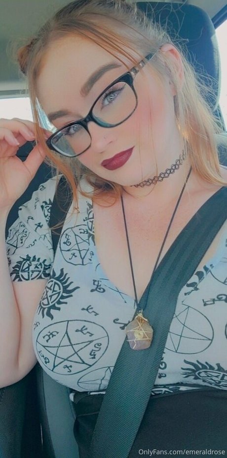 emeraldrose OnlyFans Bilder geleakt