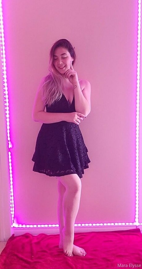 mara elysse Nacktpornos auf OnlyFans
