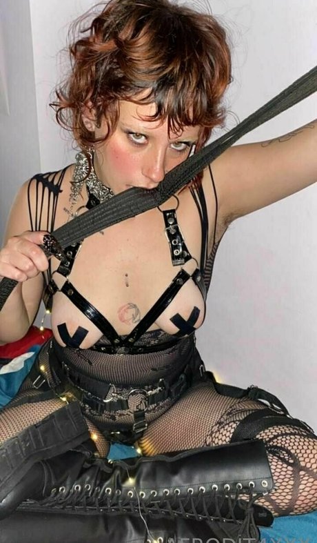 afrodit4x OnlyFans-Inhalte