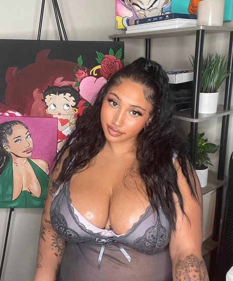 Jeanette prakash Nacktbilder von OnlyFans