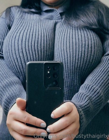 bustythaigirlx Neue OnlyFans Leaks