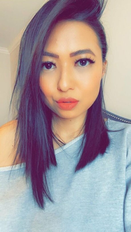 Randomsuburbanite Rose Titten OnlyFans