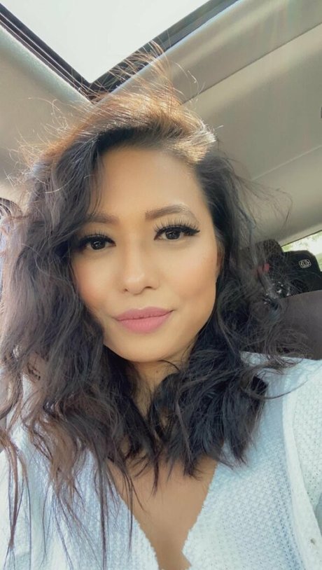 Randomsuburbanite Rose OnlyFans OnlyFans