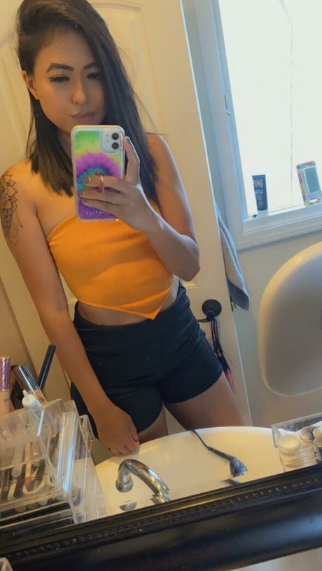 Randomsuburbanite Rose OnlyFans