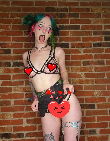 wowspacekatz OnlyFans schlank