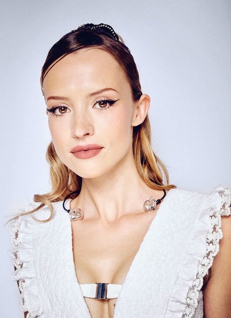 Angele OnlyFans Model Bilder