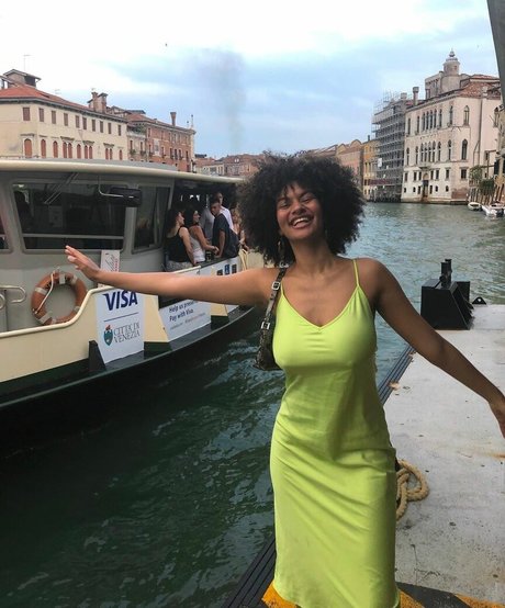 Ange Sophie Reich Nackt auf OnlyFans Leaks