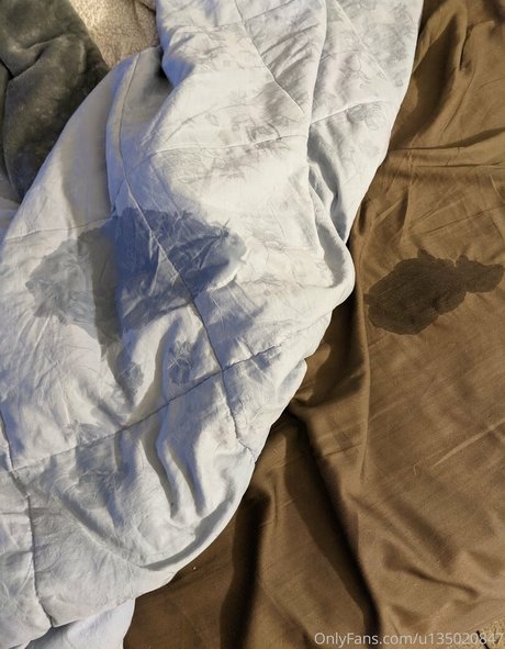 bibliophile120 Nacktpornos auf OnlyFans