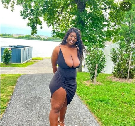 elleblack OnlyFans-Pornoleak