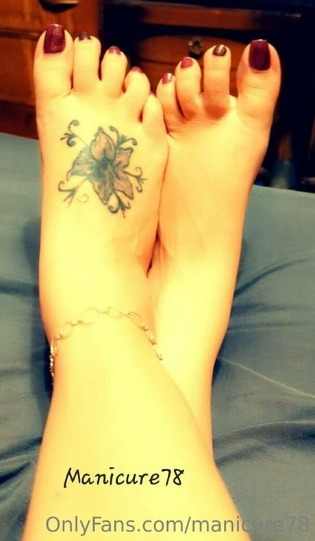 manicure78 OnlyFans Model Fotos