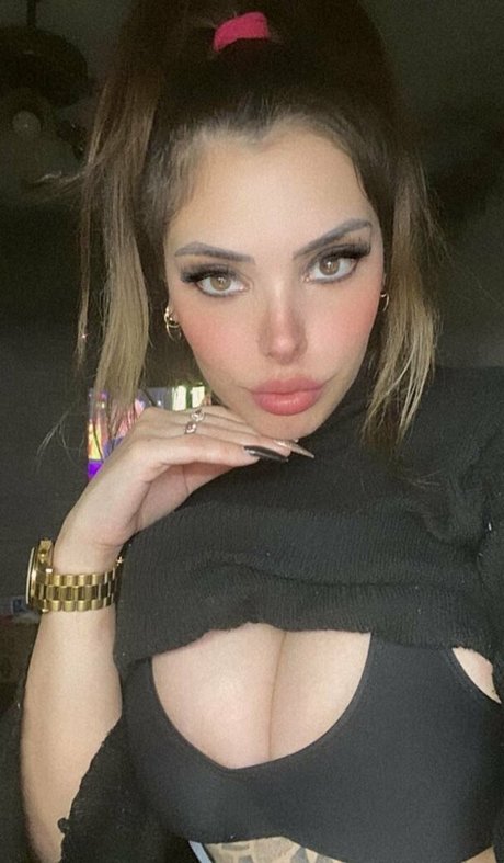 melodyhotttbaby OnlyFans Striptease