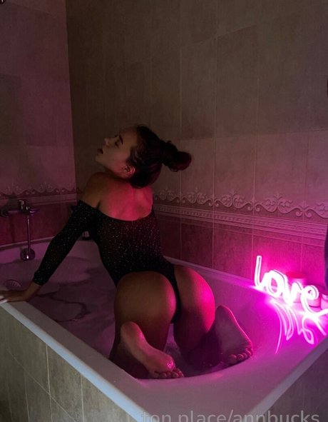 annbucks Nacktbilder von OnlyFans geleakt