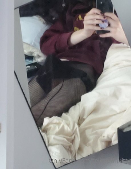 telepathikitty OnlyFans Striptease