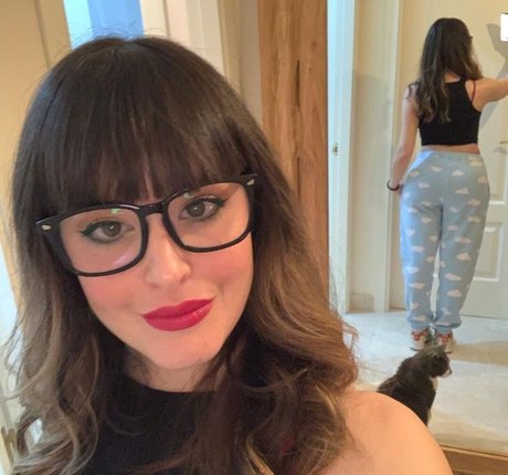 Pettans Nacktbilder-Leaks von OnlyFans