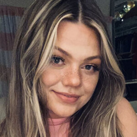 Lindsywood Strip OnlyFans