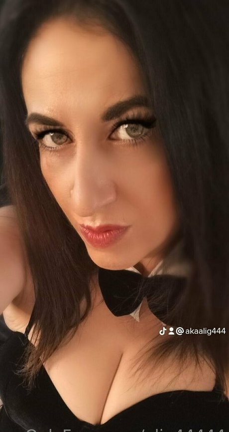 alig44444 OnlyFans Arsch Leak