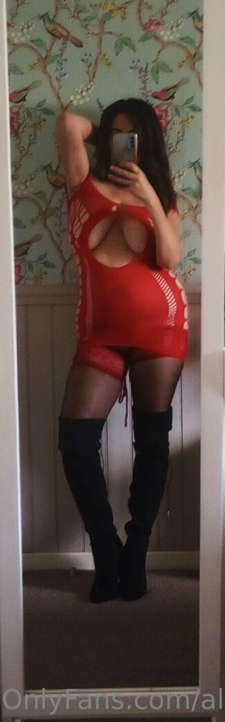 alig44444 OnlyFans Bilder