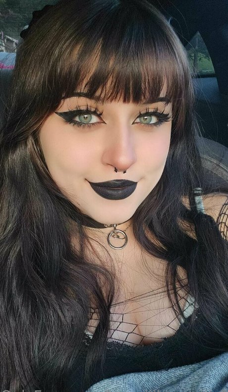 Rue Hernandez Nacktbilder von OnlyFans