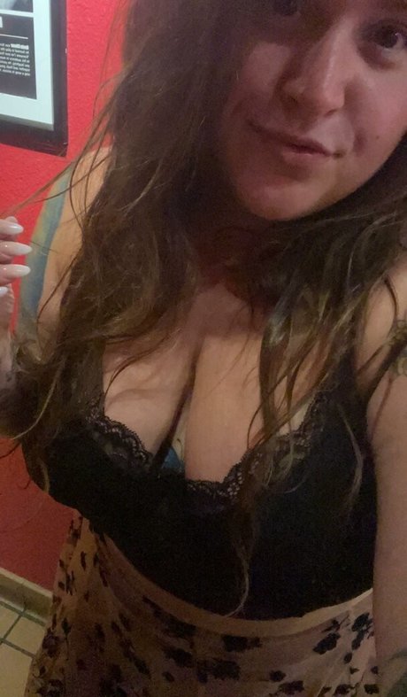 HandfulHeather OnlyFans Nacktbilder