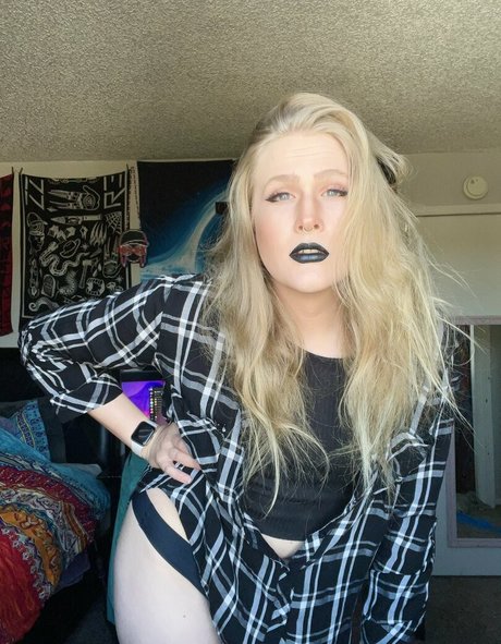 Ghost Romper OnlyFans Nackt Leak