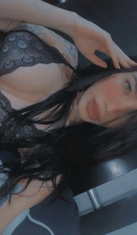 katxrox OnlyFans schlank