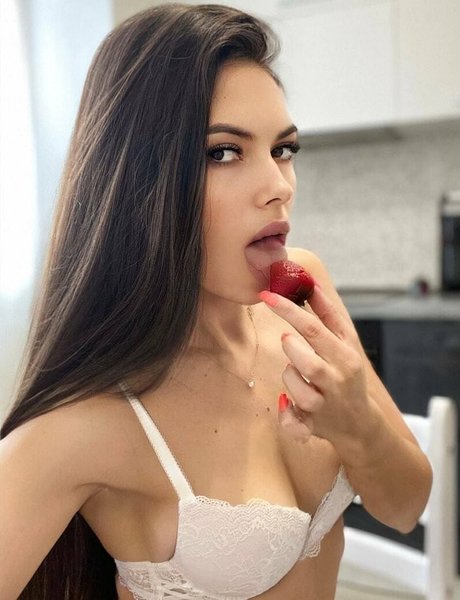 topmisstati Oben ohne OnlyFans