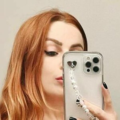 Tina Xaver OnlyFans Fotos