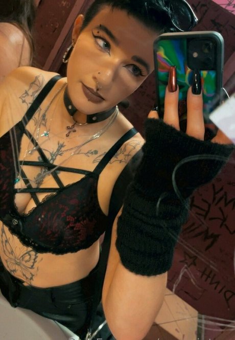 Eve winters OnlyFans