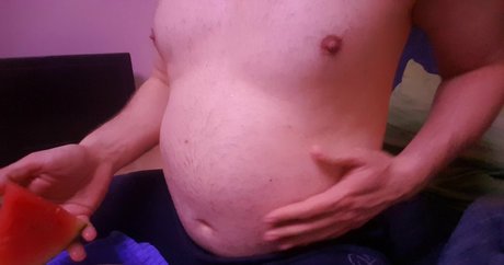 bellystuffingfan OnlyFans Nacktbilder