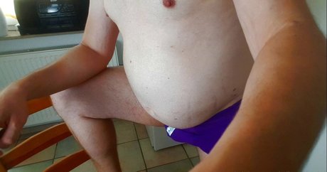 bellystuffingfan OnlyFans Inhalte