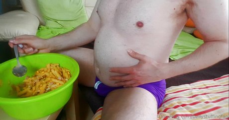 bellystuffingfan Nacktbilder-Leaks von OnlyFans