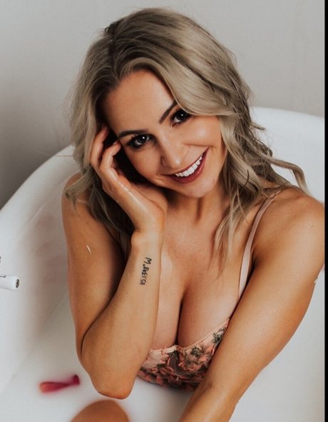 bikinibarbieee OnlyFans