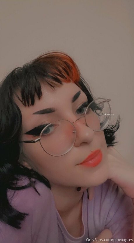pinexgrey OnlyFans-Bilder