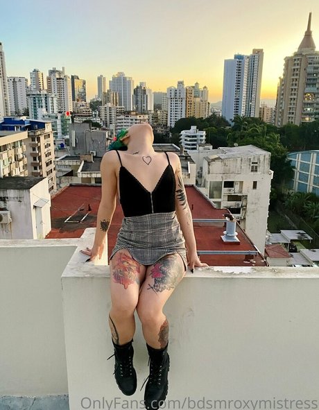 mistressroxybdsm OnlyFans Nacktbilder