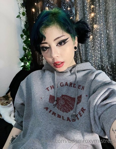 mistressroxybdsm Nacktbilder von OnlyFans geleakt