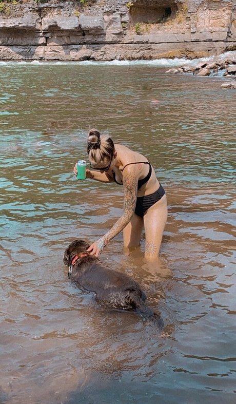 jeansarsch onlyfans Kunst nackt Aufnahme