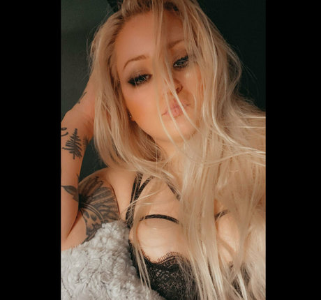 blondekittycattt OnlyFans Lesbisch