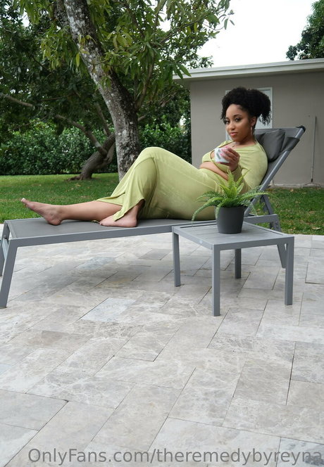 theremedybyreyna OnlyFans kostenlos geleakt