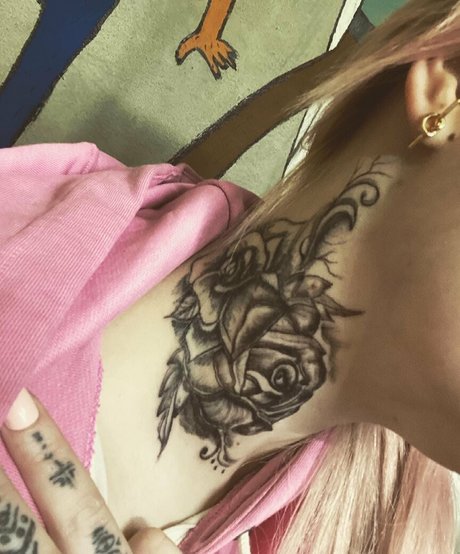 katrina kutiku Nacktbilder von OnlyFans